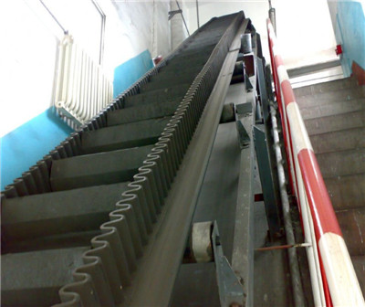 西安大倾角皮带输送机好品质，值得推荐